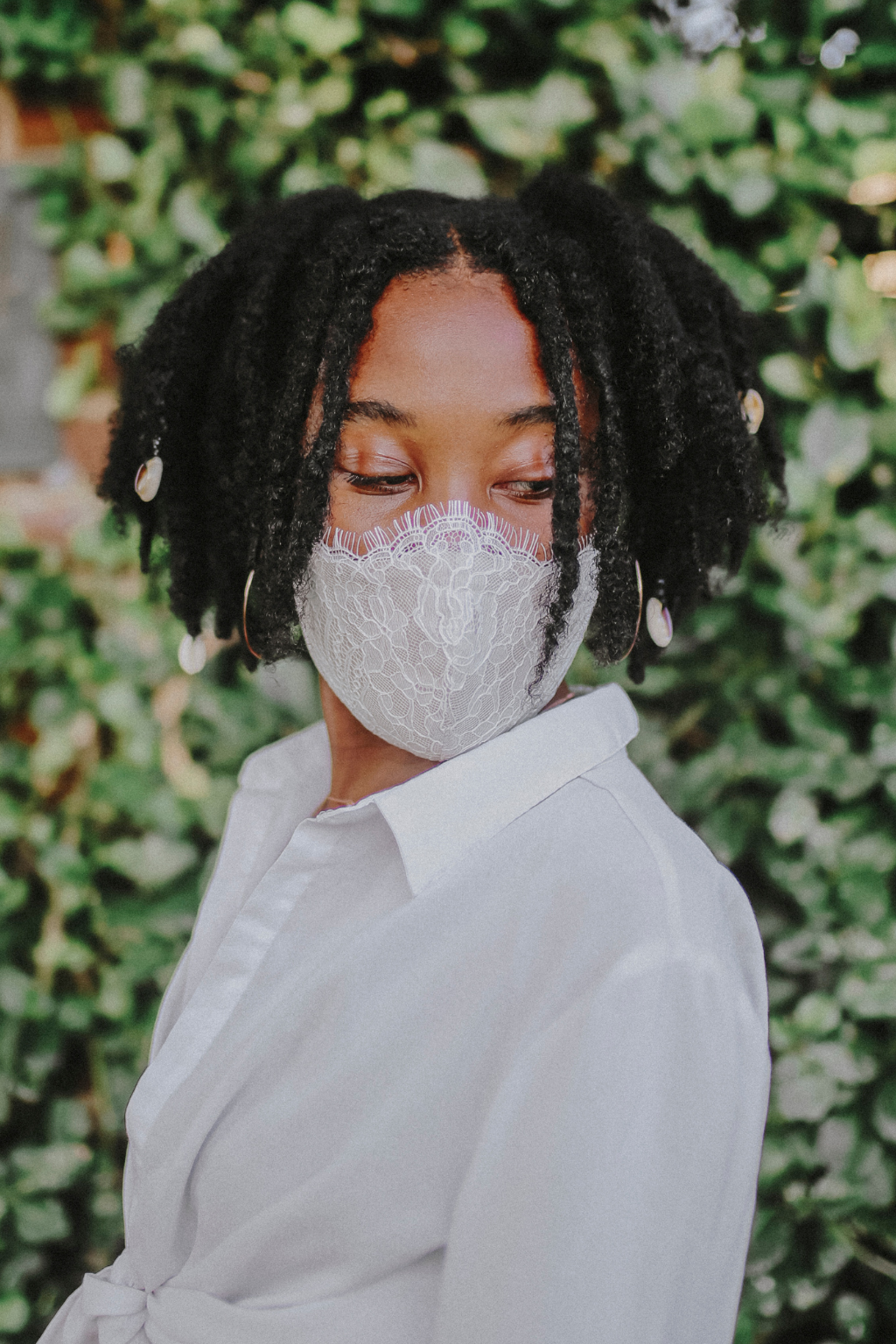 White Lace Glamour Mask